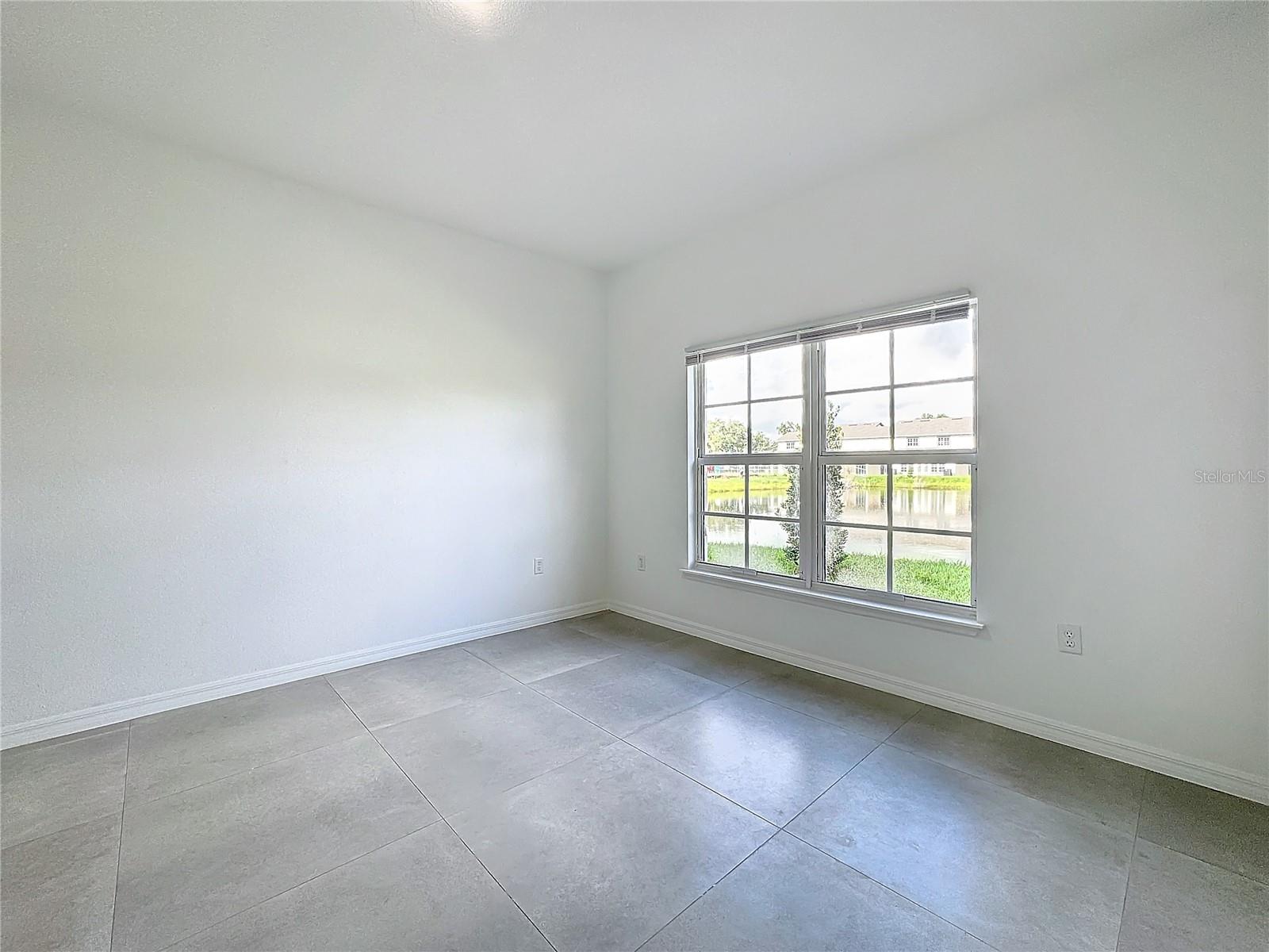 BARTON COURT - Residential Lease