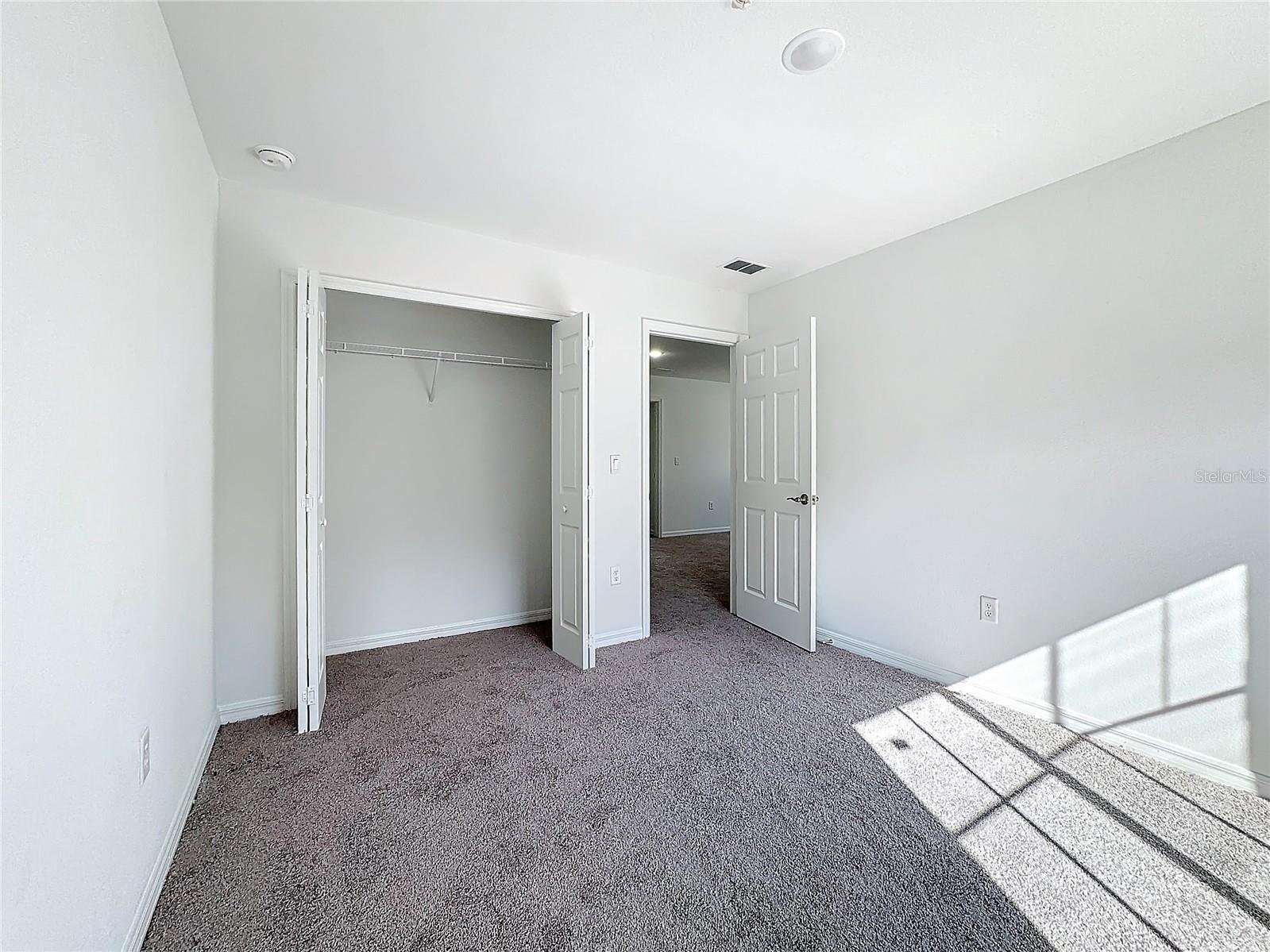 BARTON COURT - Residential Lease