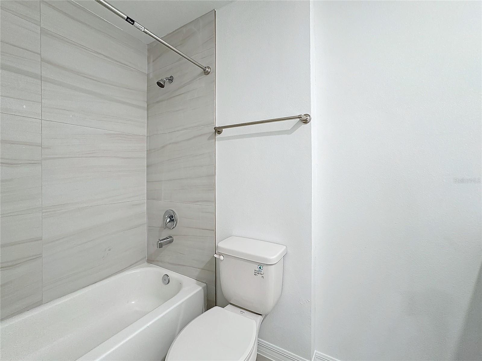 BARTON COURT - Residential Lease