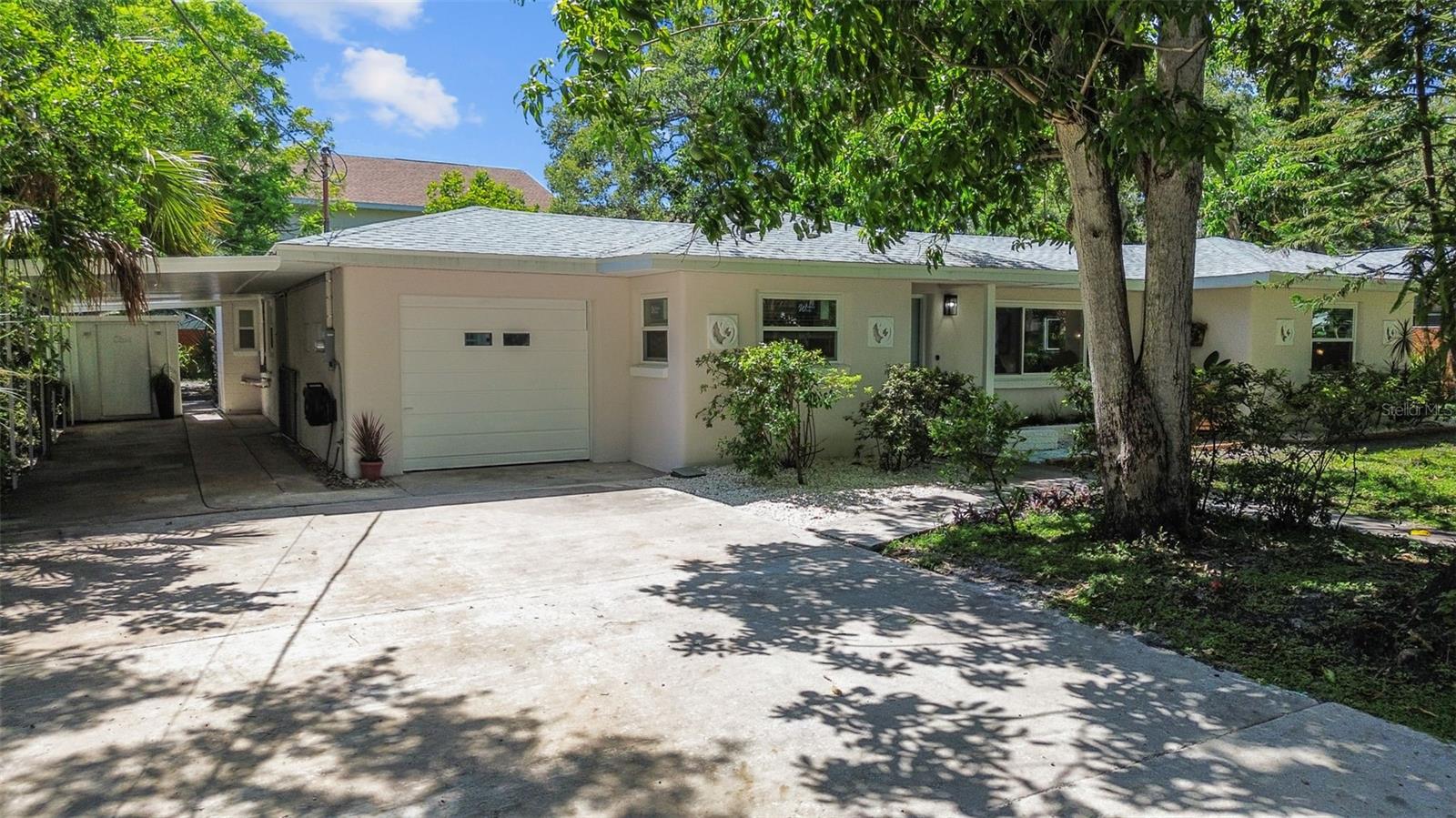 4665 WOODLAND DRIVE