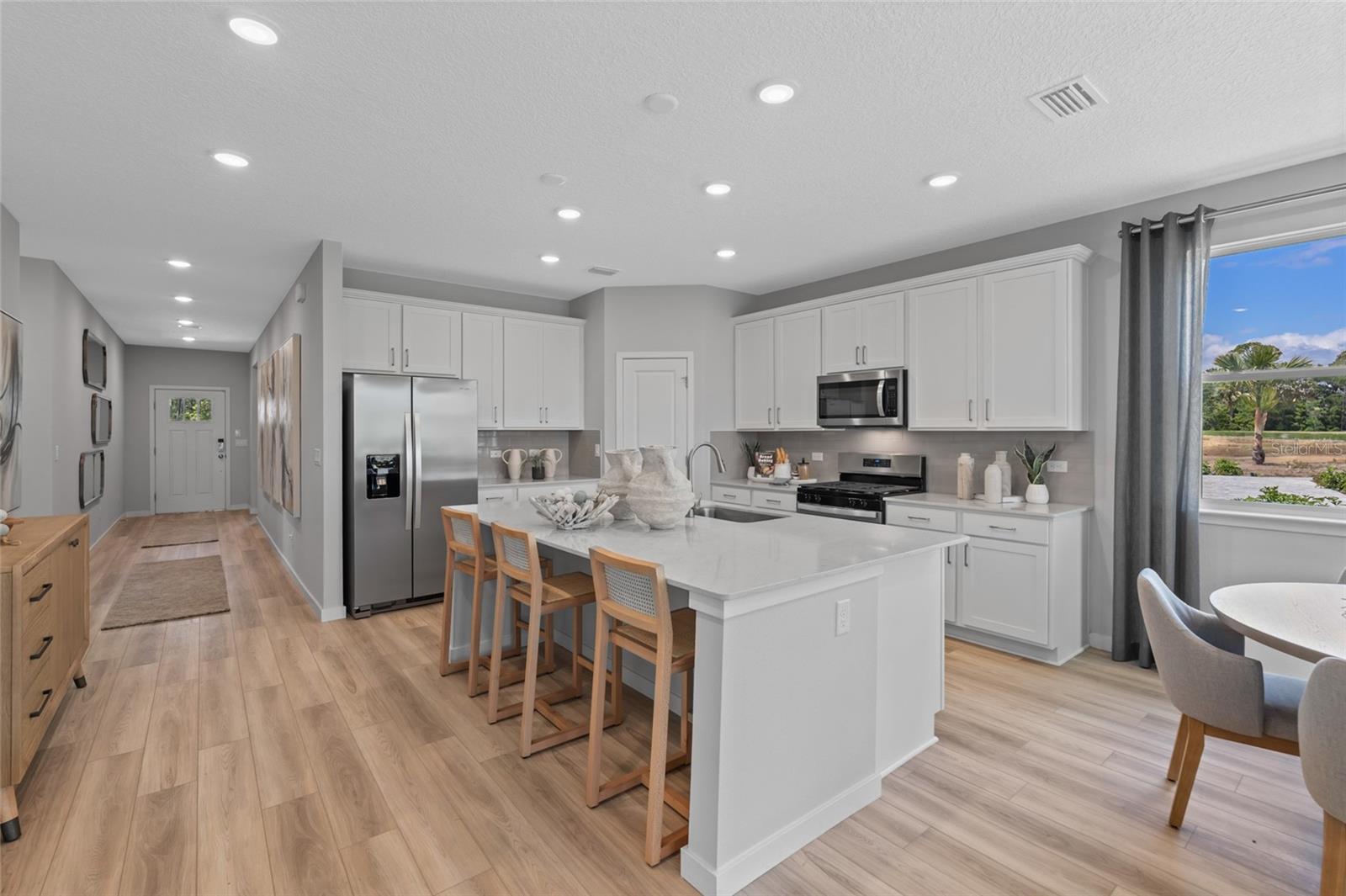 RESERVE EAST - Residential