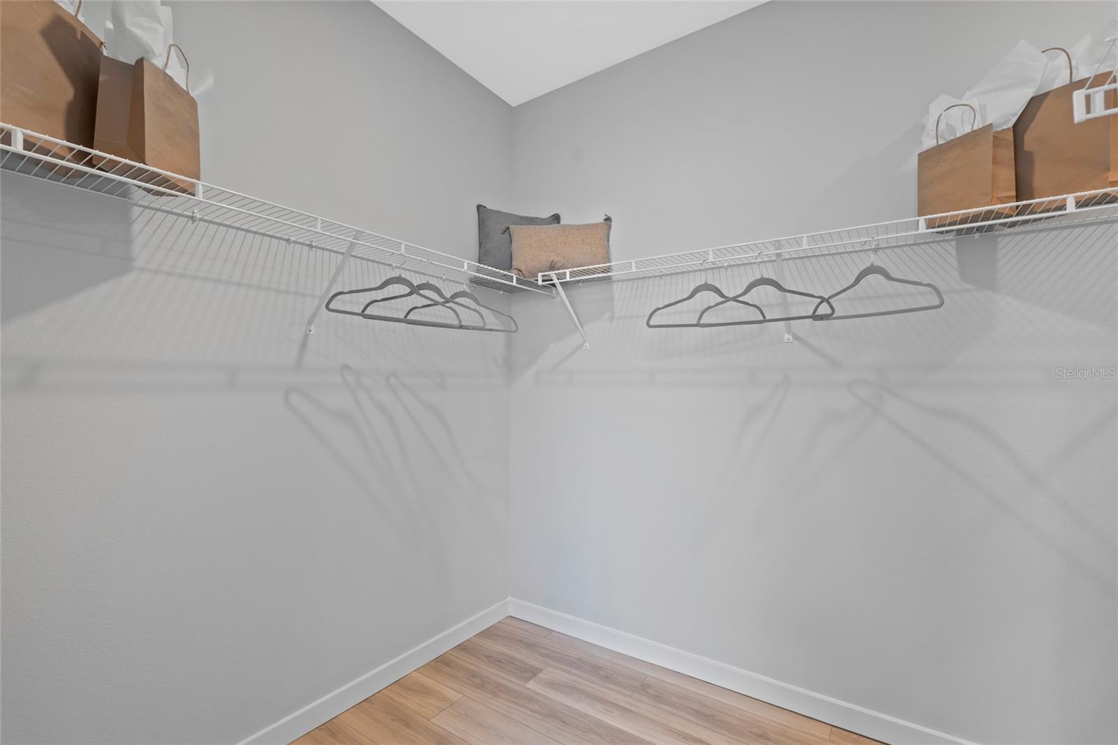 RESERVE EAST - Residential