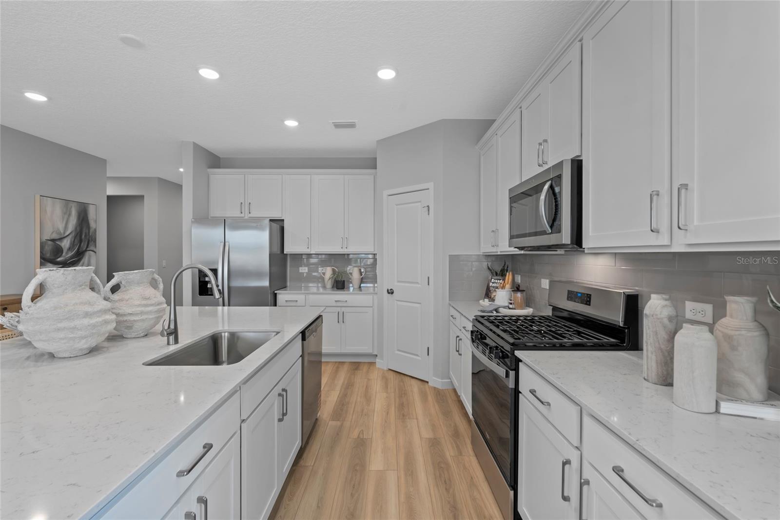 RESERVE EAST - Residential