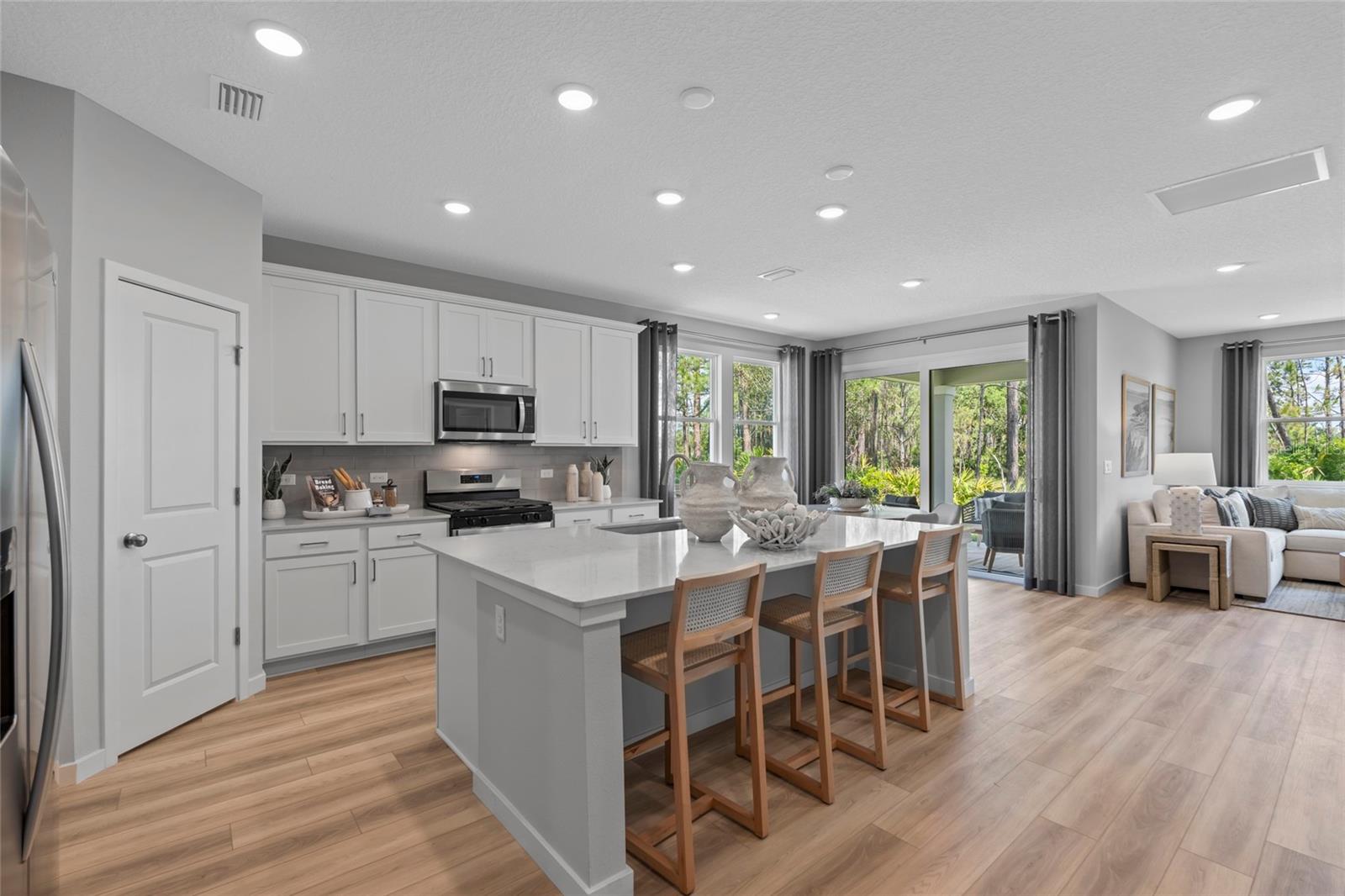 RESERVE EAST - Residential