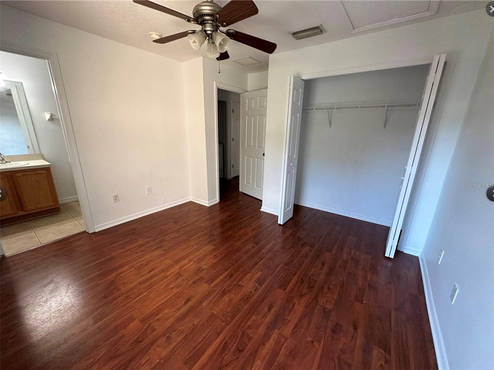 INDEPENDENCE, SIGNATURE LAKES - Residential Lease