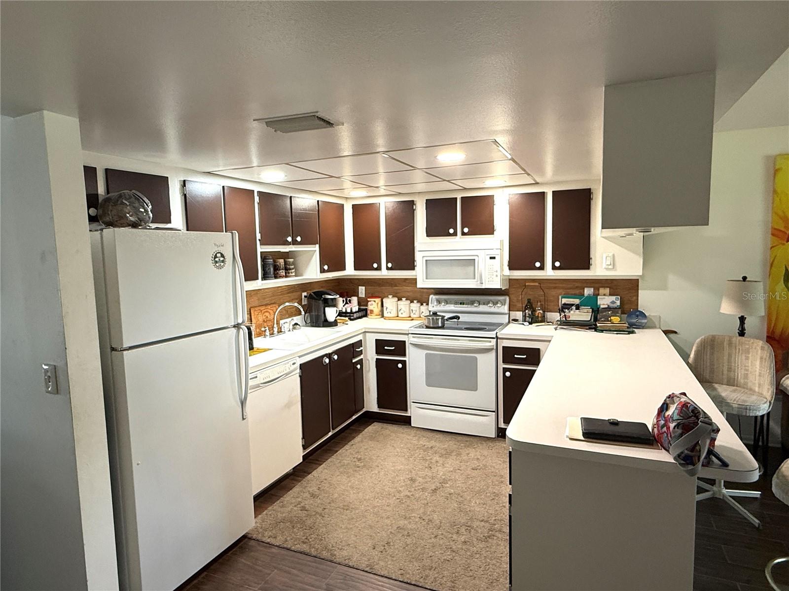 DESOTO SQUARE VILLAS - Residential