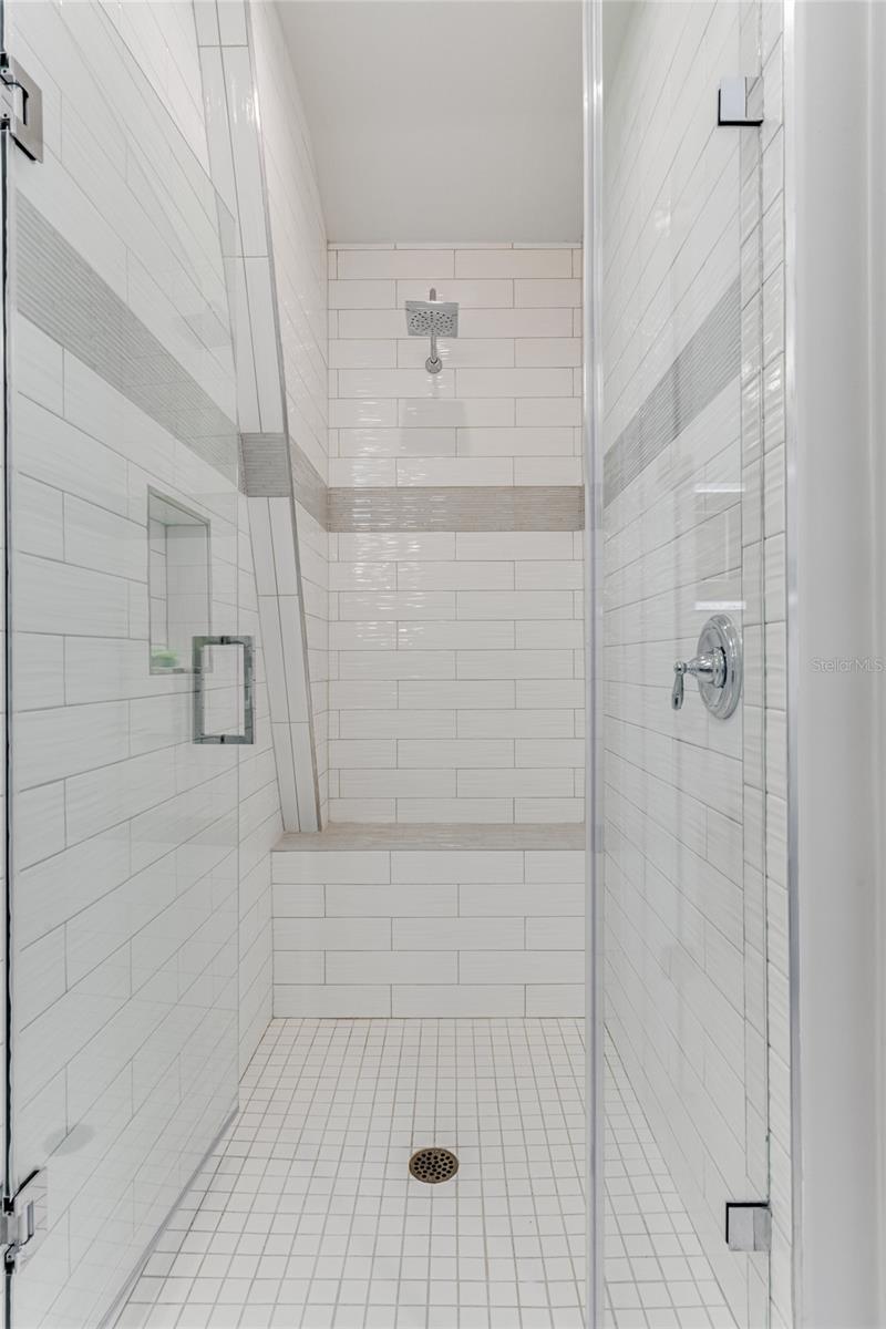 PARK PLACE/WINTER GARDEN - Residential