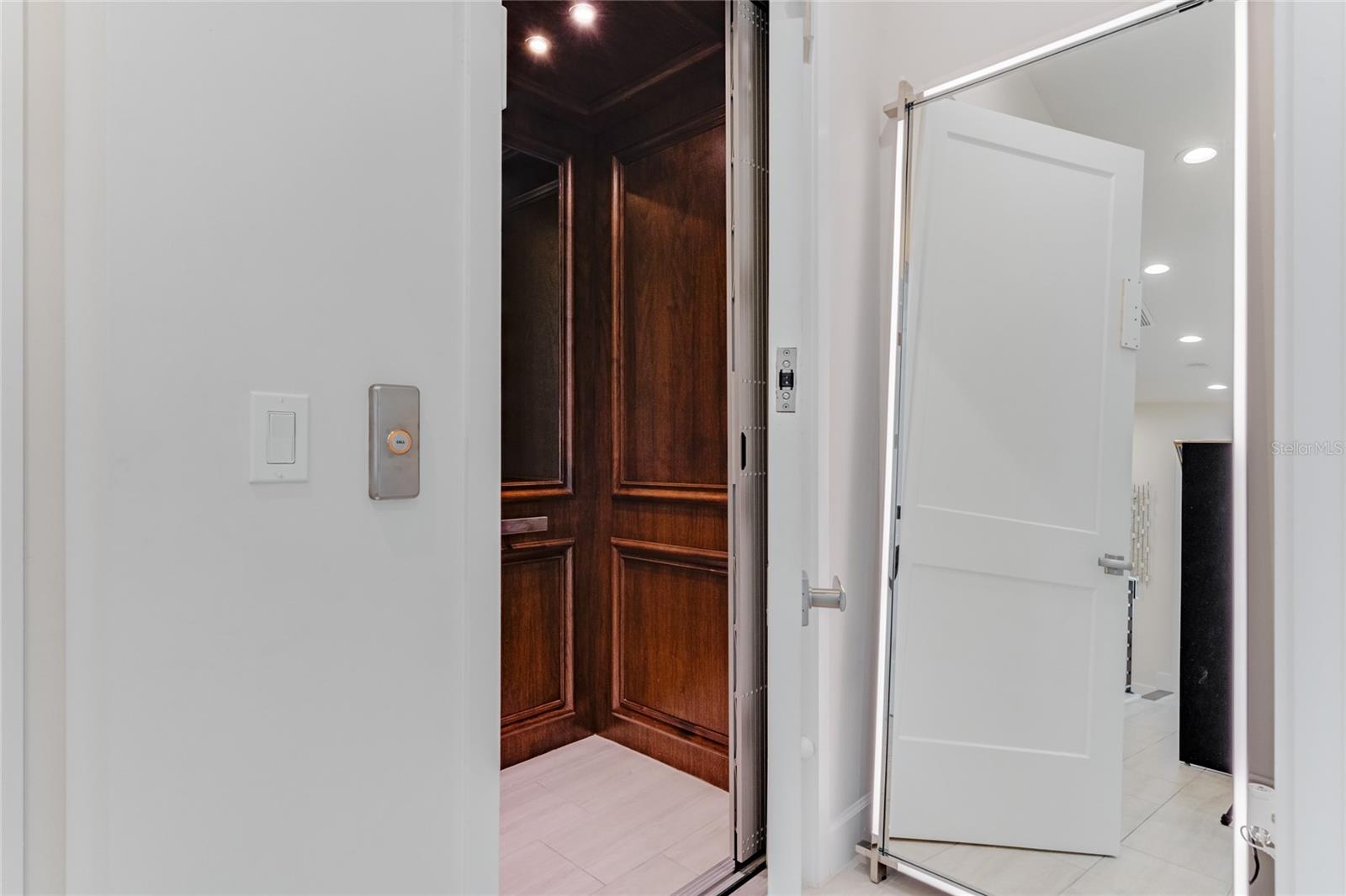 PARK PLACE/WINTER GARDEN - Residential