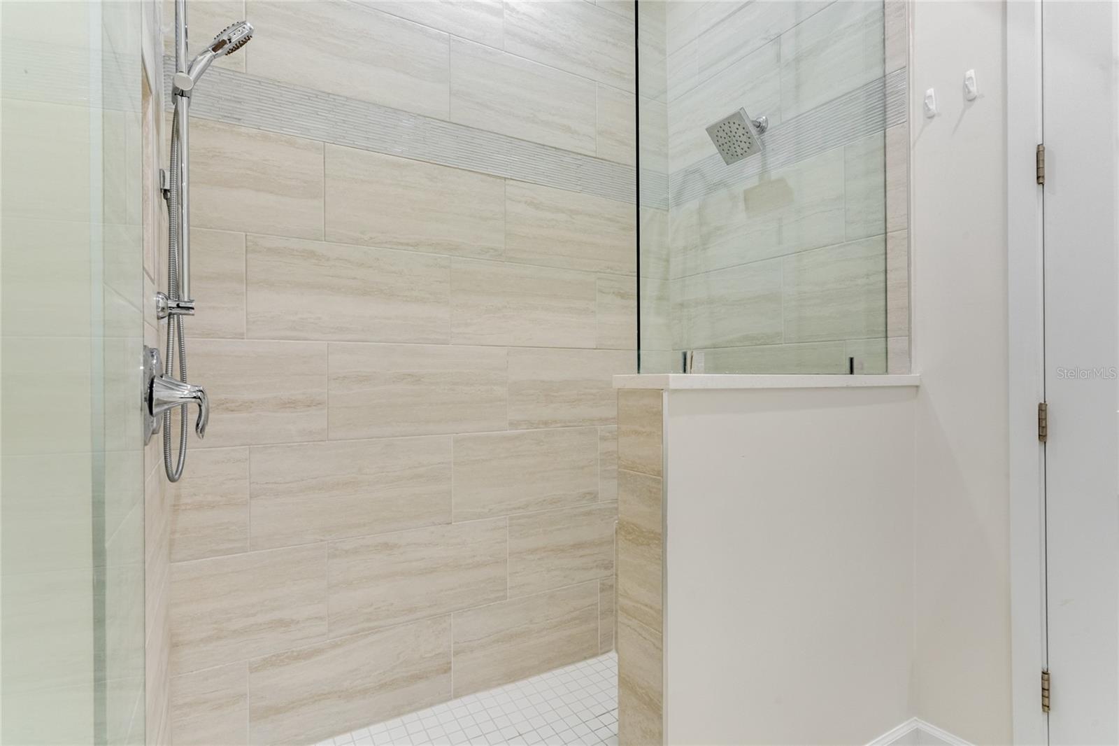 PARK PLACE/WINTER GARDEN - Residential