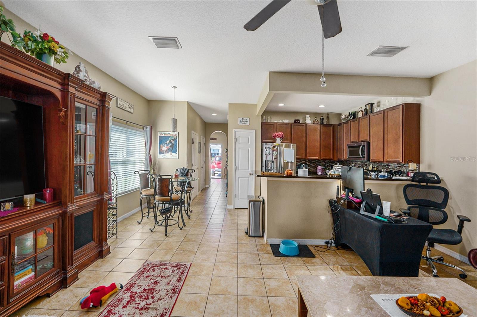 SAWGRASS VILLAGE - Residential