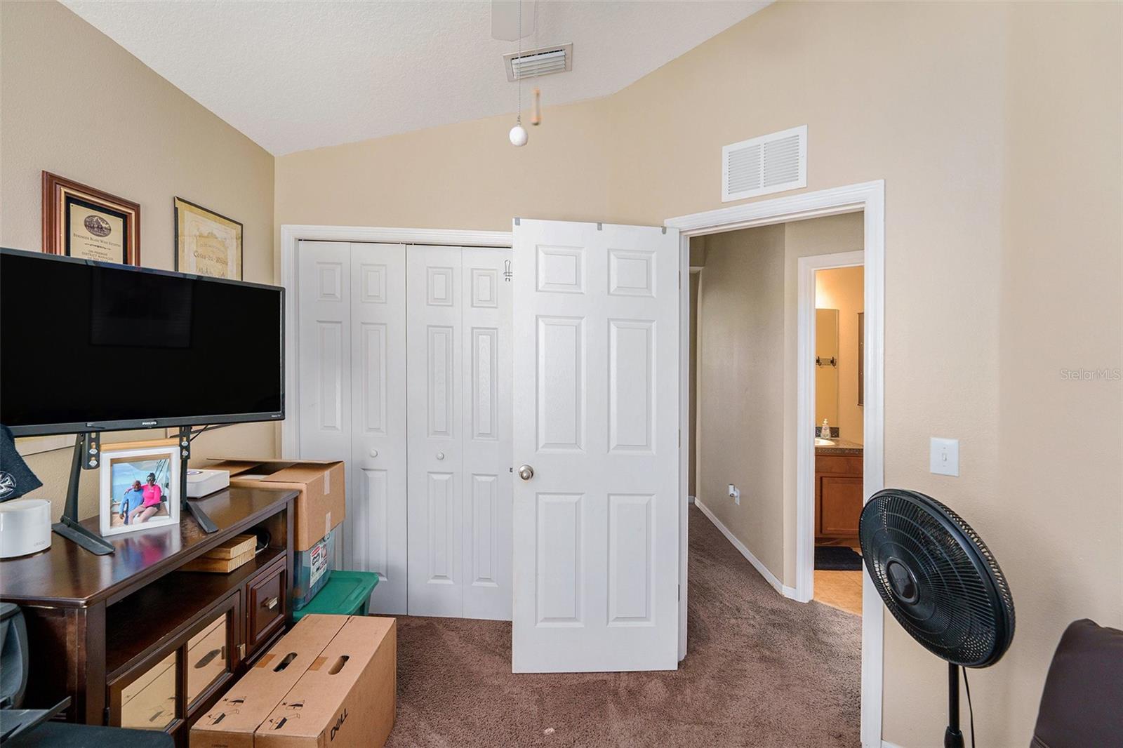 SAWGRASS VILLAGE - Residential