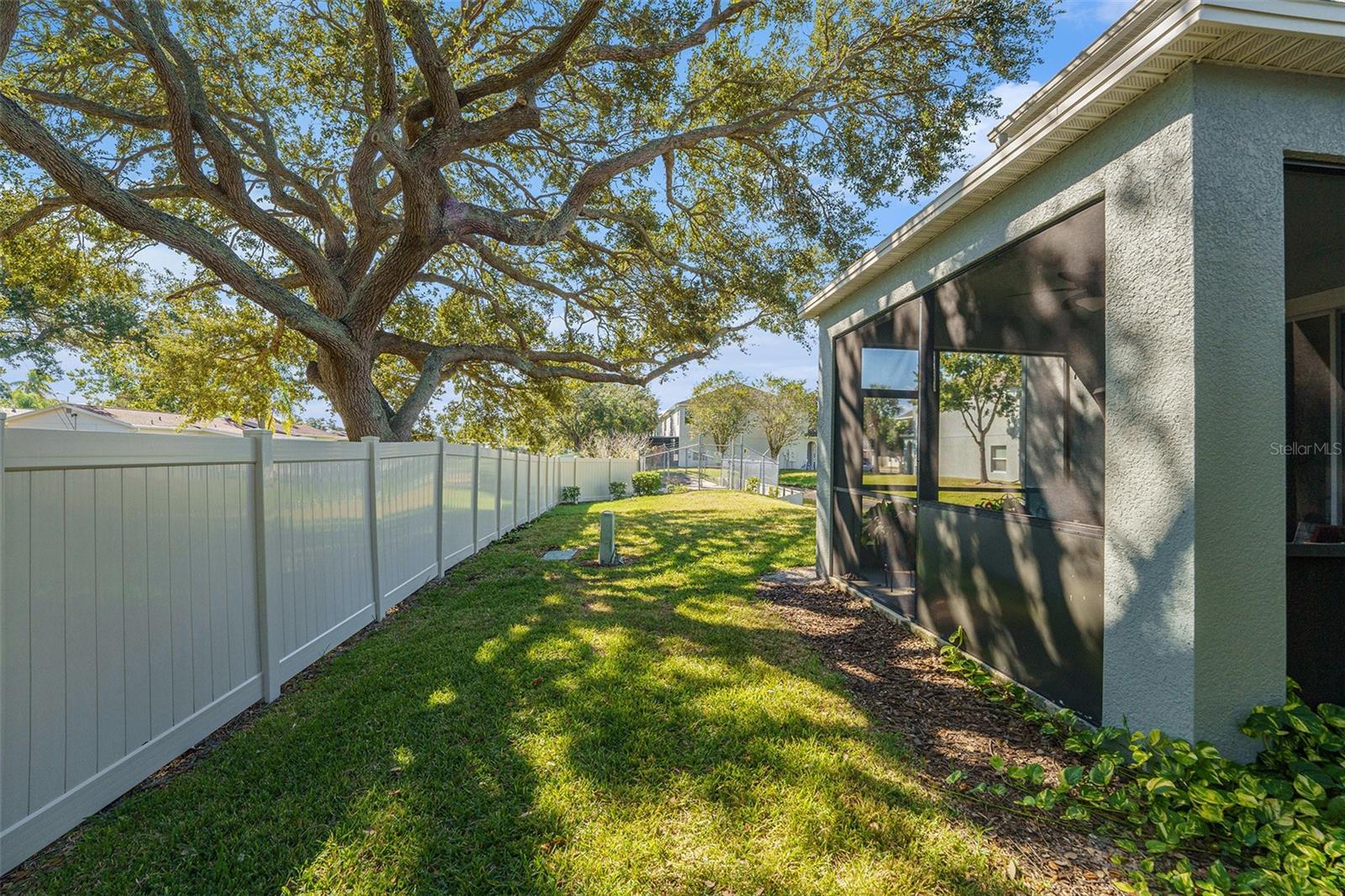 SAWGRASS VILLAGE - Residential