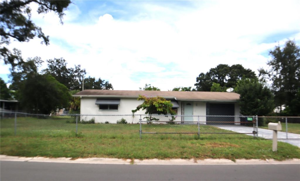 Photo of 411 31st Avenue E, Bradenton, FL 34208 (MLS # A4667512)