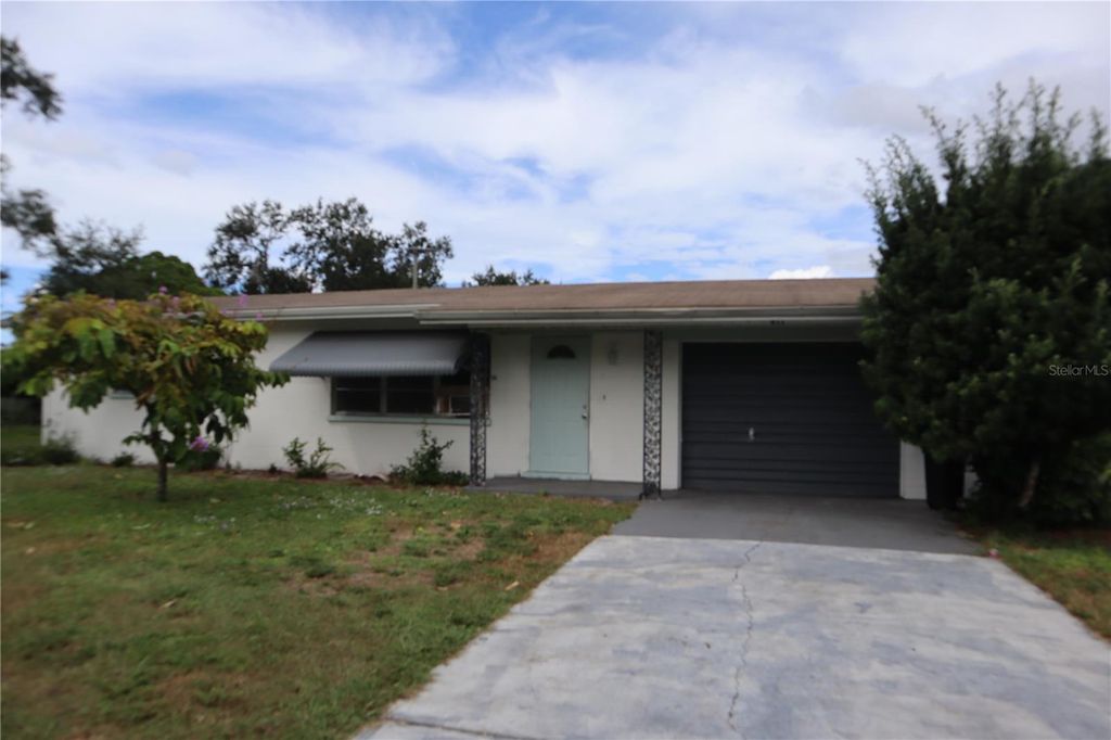 Photo of 411 31st Avenue E, Bradenton, FL 34208 (MLS # A4667512)