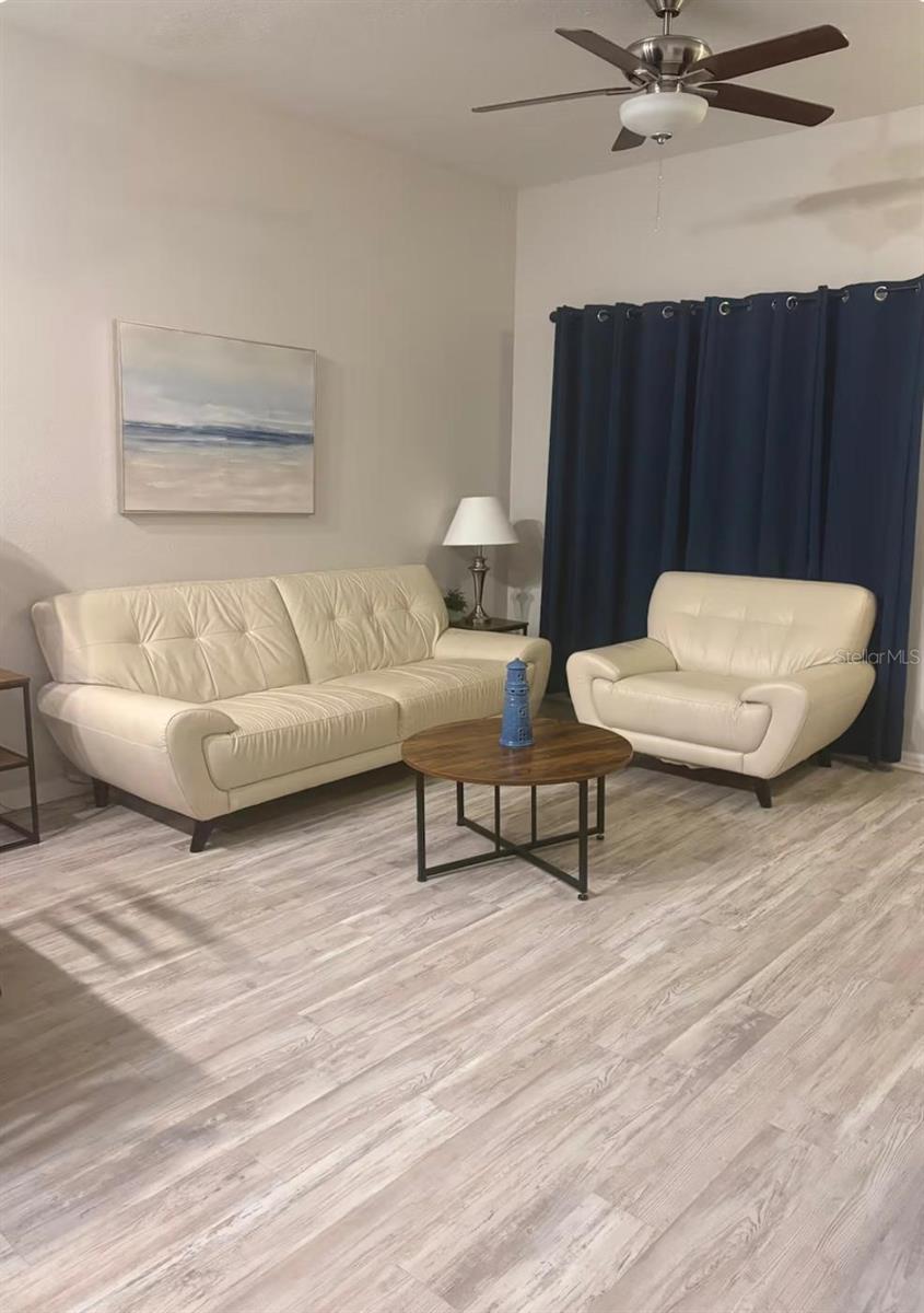 THE VILLAS AT SEVEN DWARFS - Residential Lease