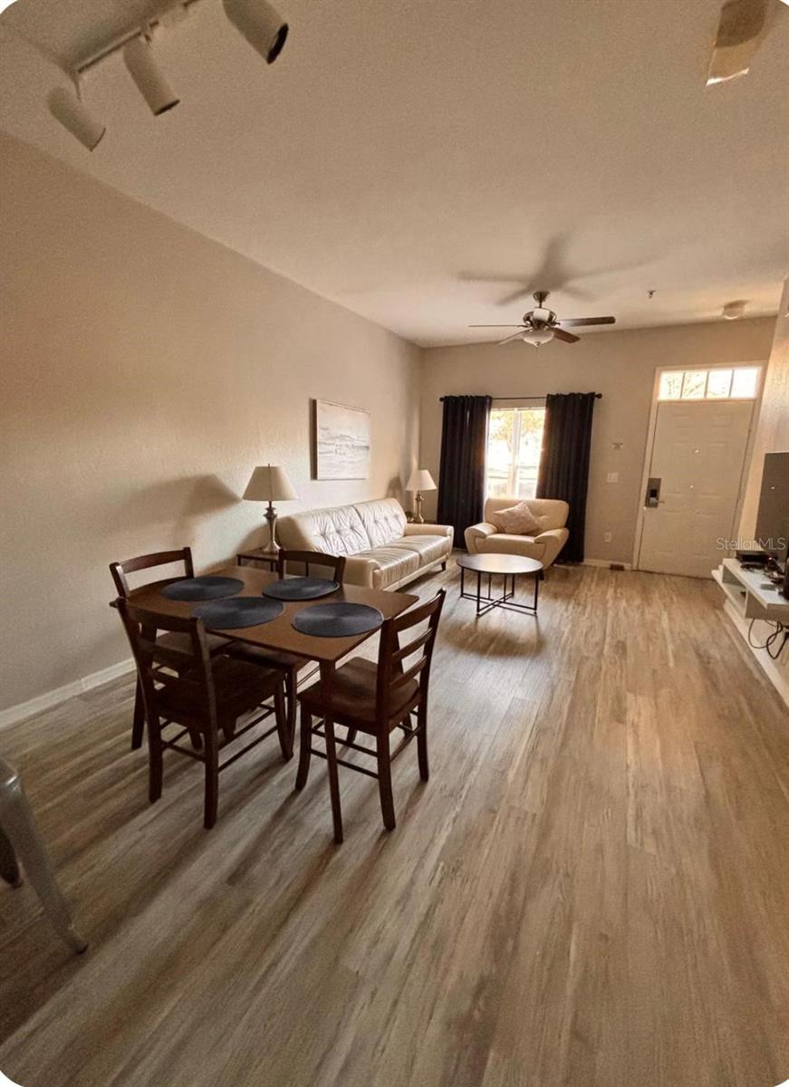 THE VILLAS AT SEVEN DWARFS - Residential Lease