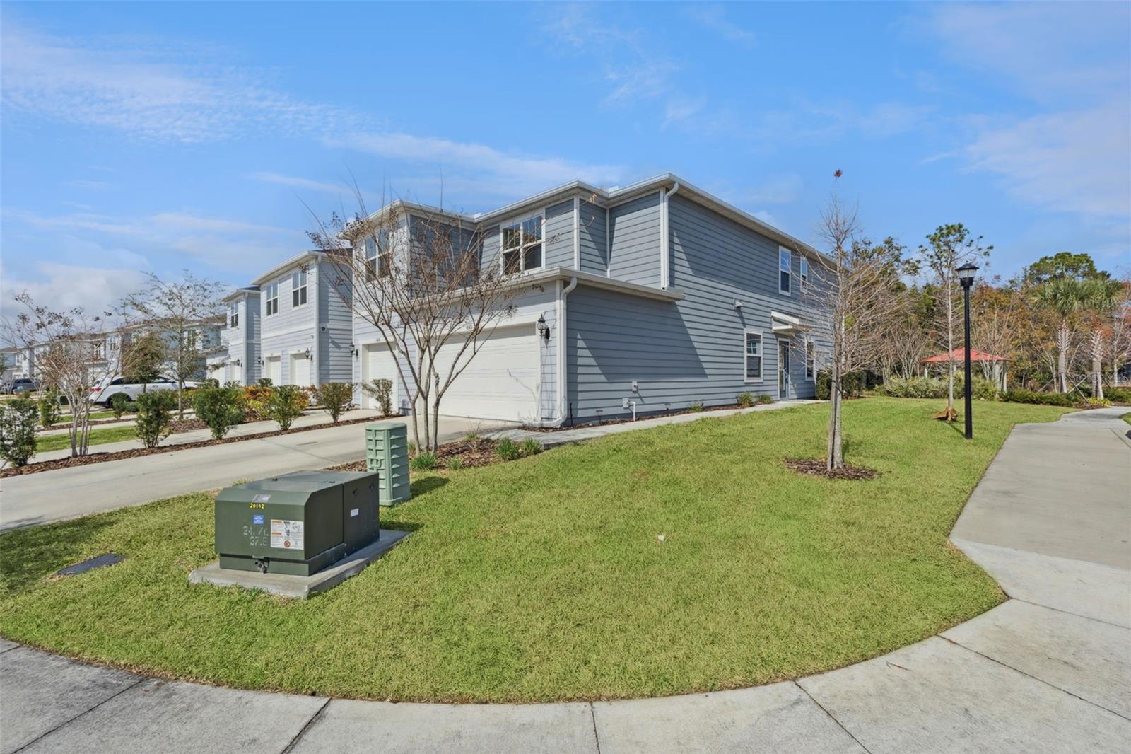 4501 SPARKLING SHELL AVENUE