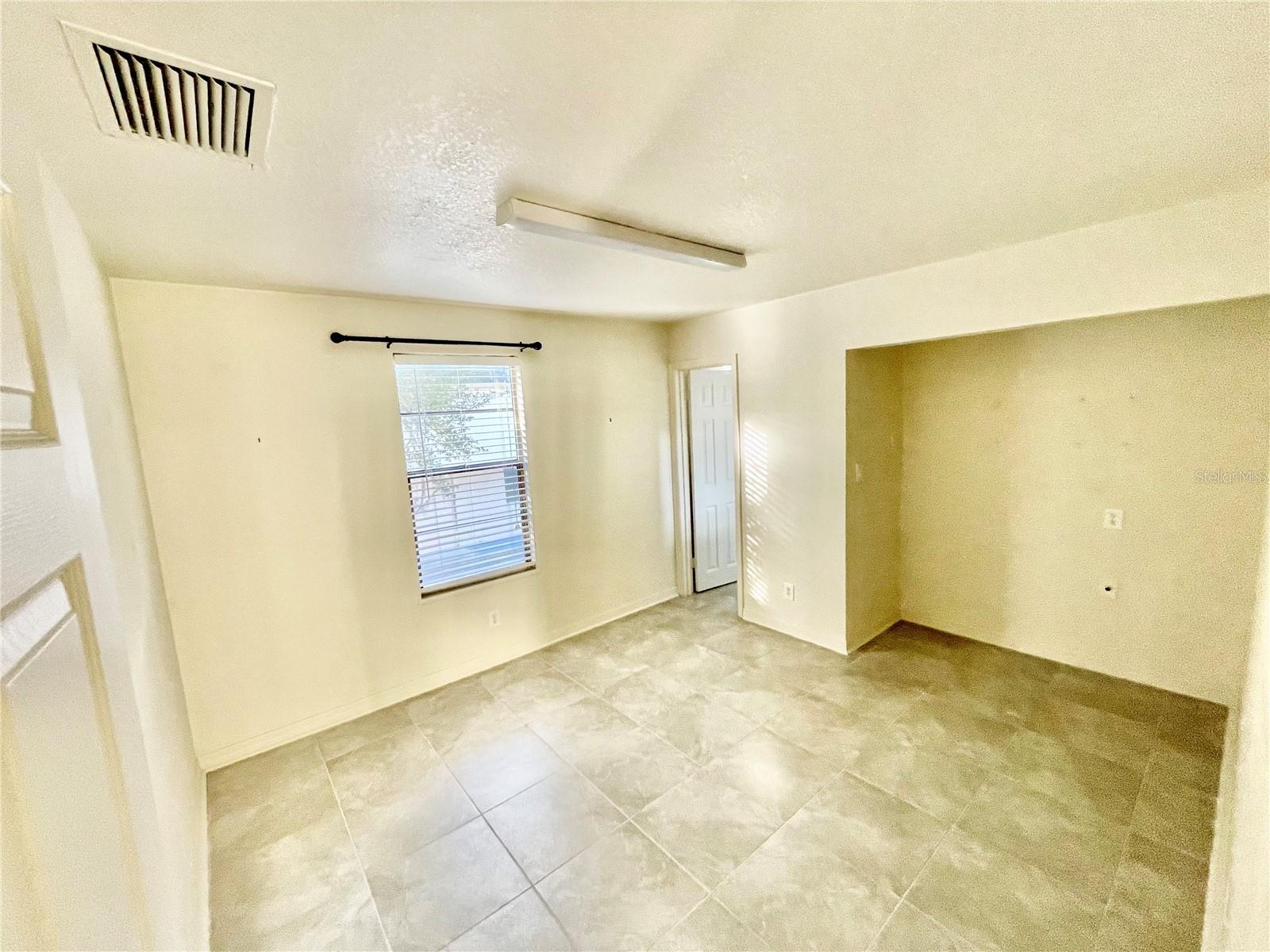 CALDWELLS ADD - Commercial Lease