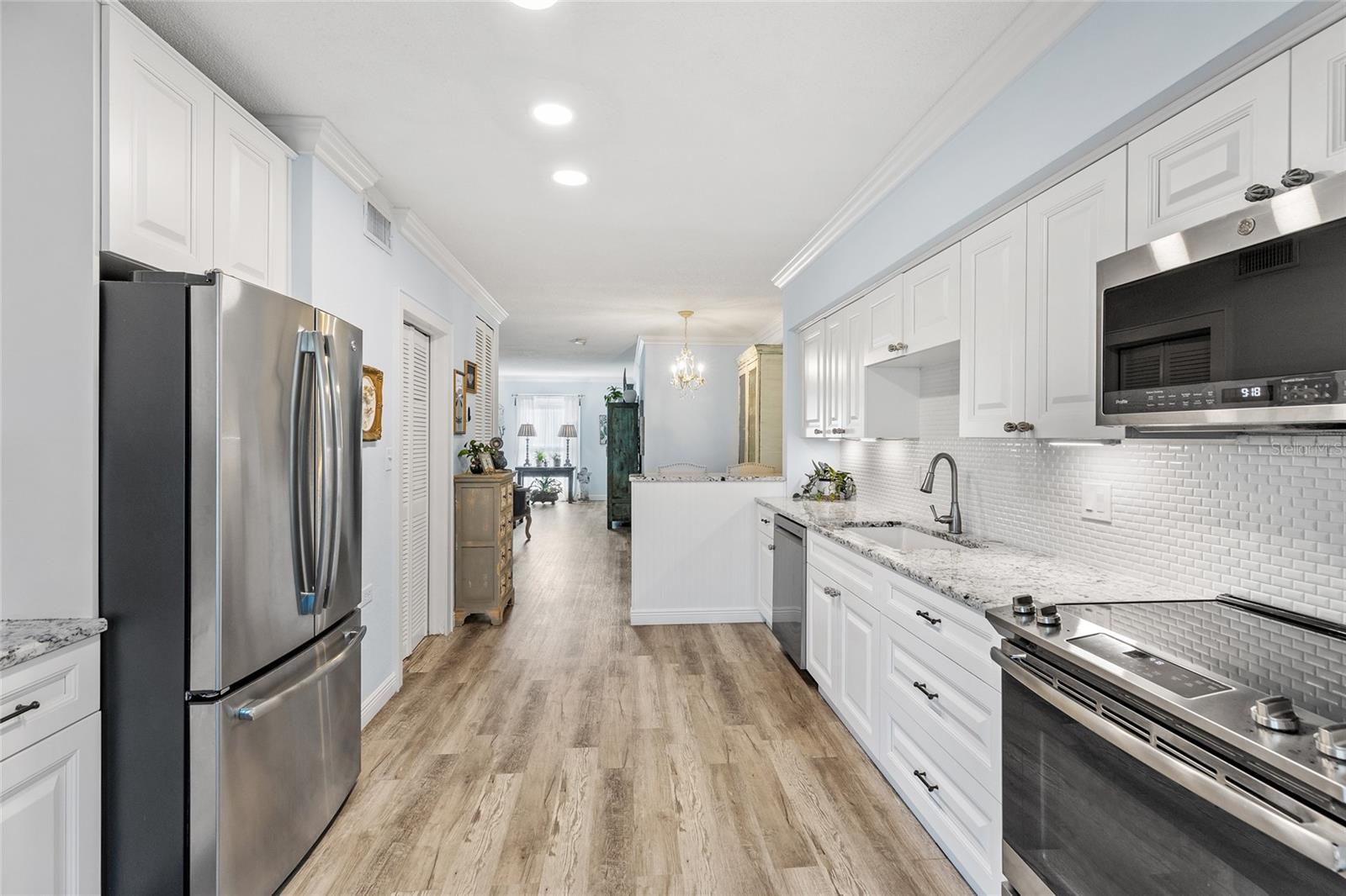 EDEN SHORES CONDO - Residential