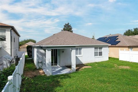 A home in DAVENPORT