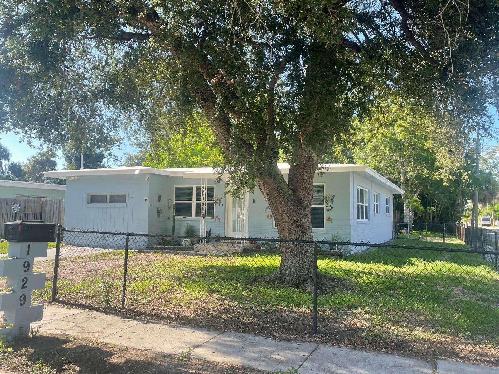 1929 3RD AVENUE E, BRADENTON, FL, 34208 1 1929 3RD AVENUE E
