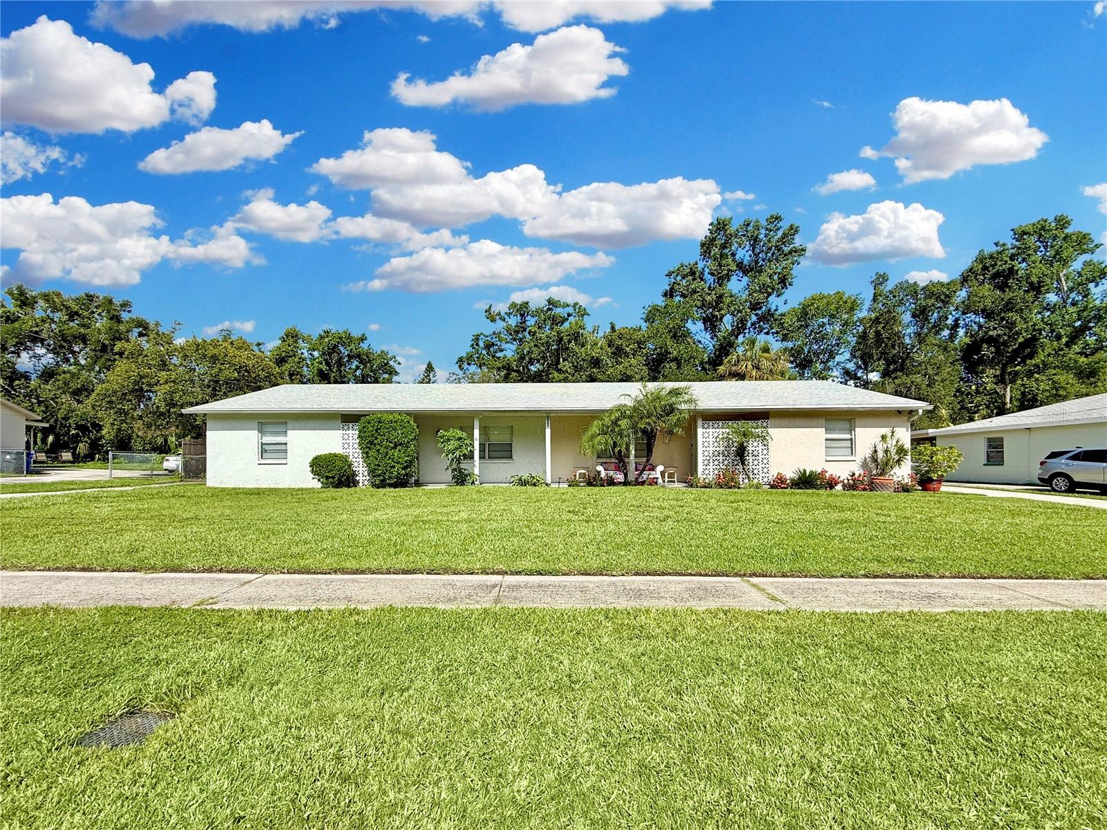 Discover your new home in this beautifully remodeled 2-bedroom, 1-bath duplex, perfectly situated on the convenient Brandon/Riverview line. Step inside to a bright and airy living space featuring stylish ceramic tile flooring throughout for effortless maintenance. The heart of this home is the stunningly updated kitchen, boasting sleek new cabinets, elegant granite countertops, and a complete set of brand-new stainless steel appliances, including a refrigerator, range, microwave, and dishwasher. It's a perfect space for crafting your favorite meals on your kitchen island overlooking the living room. Both bedrooms are comfortably sized and equipped with ceiling fans and sizable closet space. Enjoy the convenience of a private garage with a dedicated storage room/laundry room with washer/dryer hookups. Your furry friends will love the spacious, fully fenced backyard, offering a private oasis for play and relaxation. Tucked away on a quiet, dead-end street, you'll enjoy peace and privacy while being just moments from everything you need. From grocery stores and home improvement centers to the Westfield Brandon mall and a variety of dining options, all the essentials are right at your fingertips. Don't miss out on this move-in-ready gem. Schedule your private tour today!
