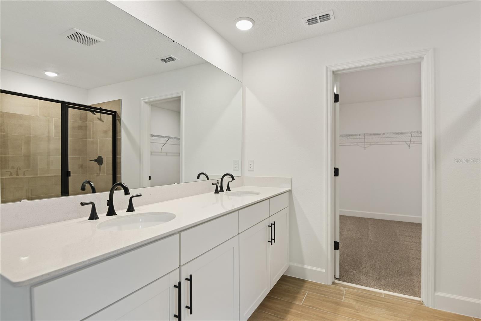 SEASONS AT WEKIVA RIDGE - Residential