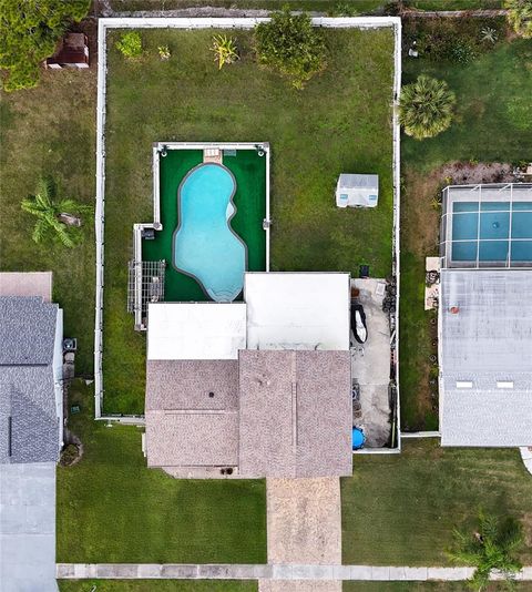 A home in WINTER SPRINGS