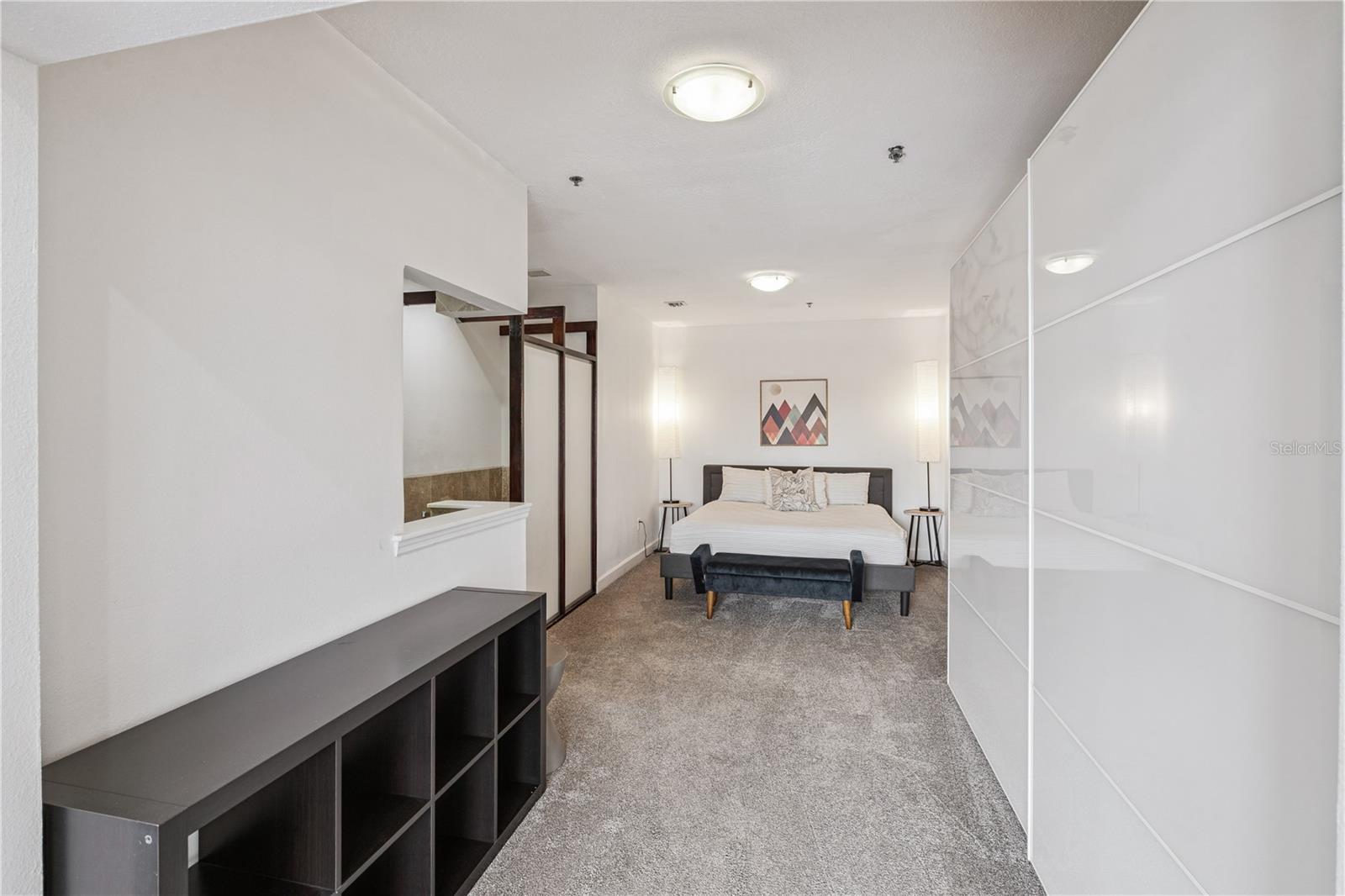 METROPOLITAN/LK EOLA - Residential Lease