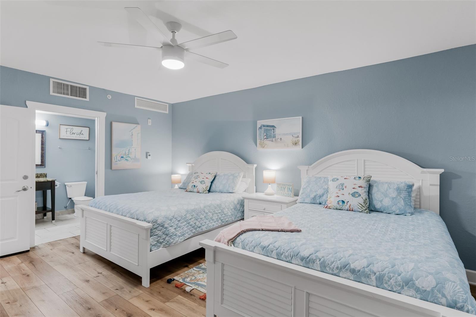 HARBOURSIDE AT MARKER 33 VACATION CONDO - Residential