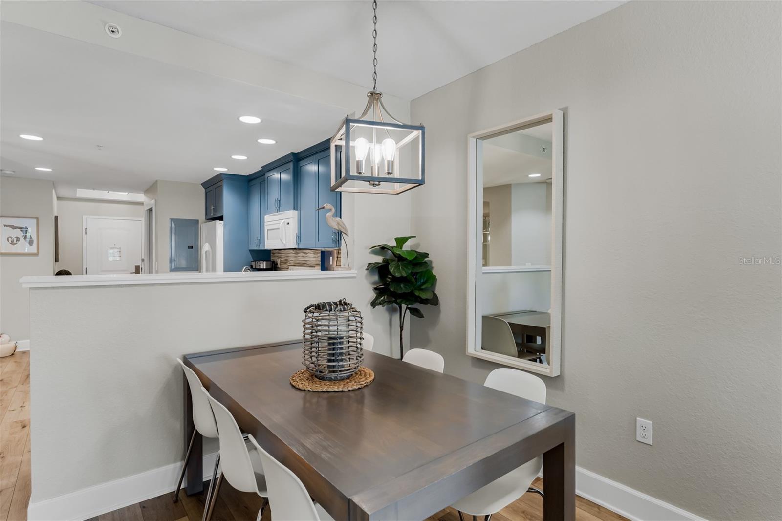 HARBOURSIDE AT MARKER 33 VACATION CONDO - Residential