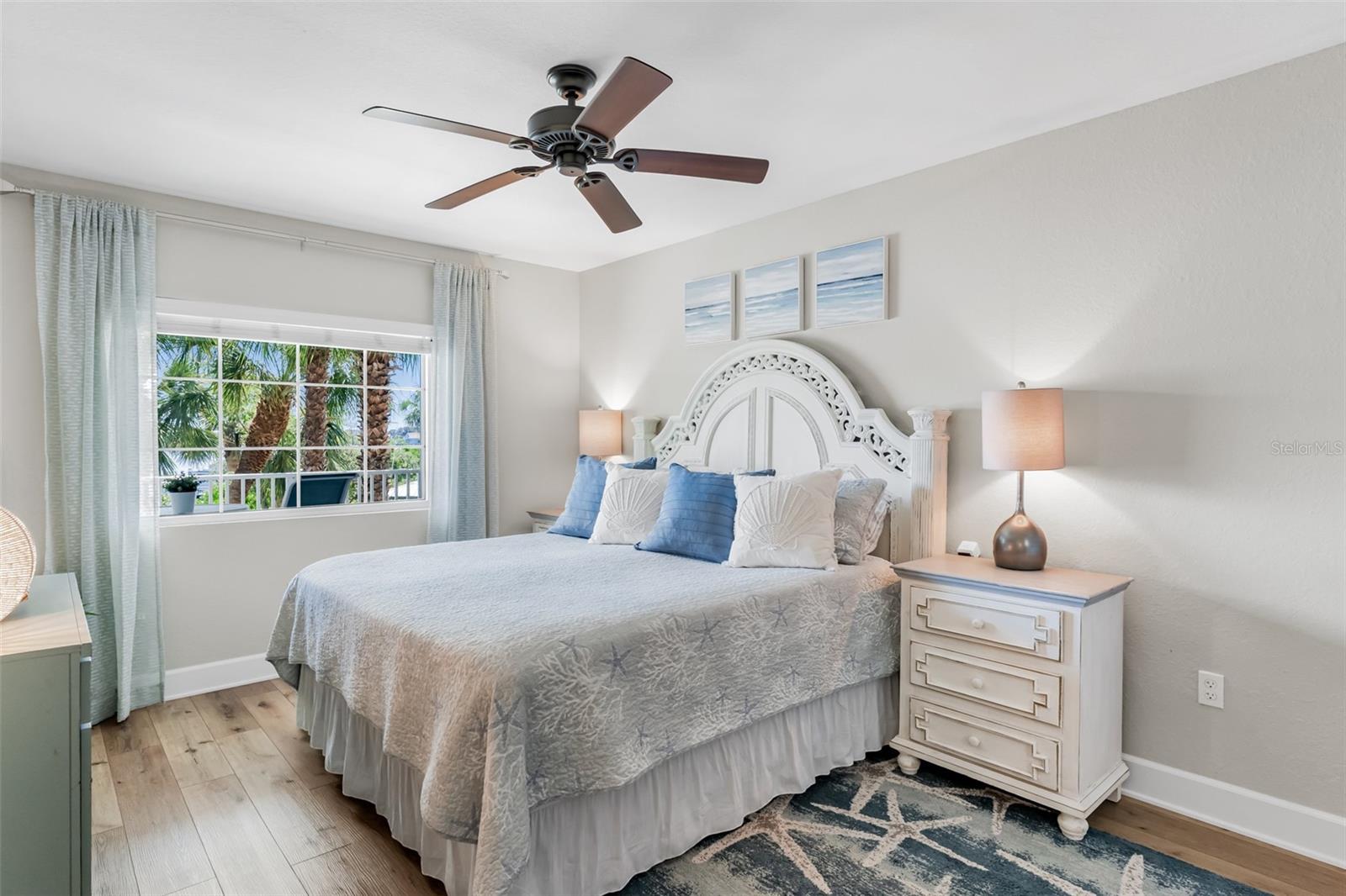 HARBOURSIDE AT MARKER 33 VACATION CONDO - Residential