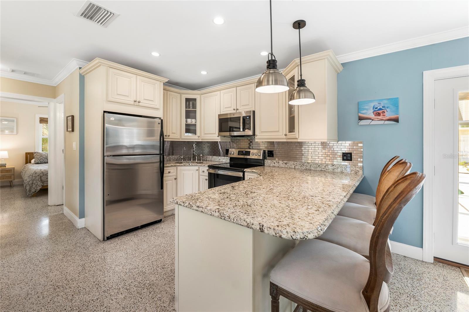 PINE SHORES ESTATE 4TH SEC - Residential
