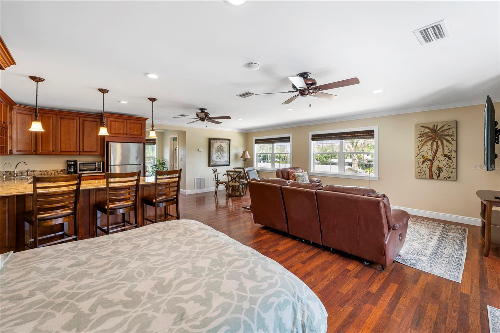 PINE SHORES ESTATE 4TH SEC - Residential