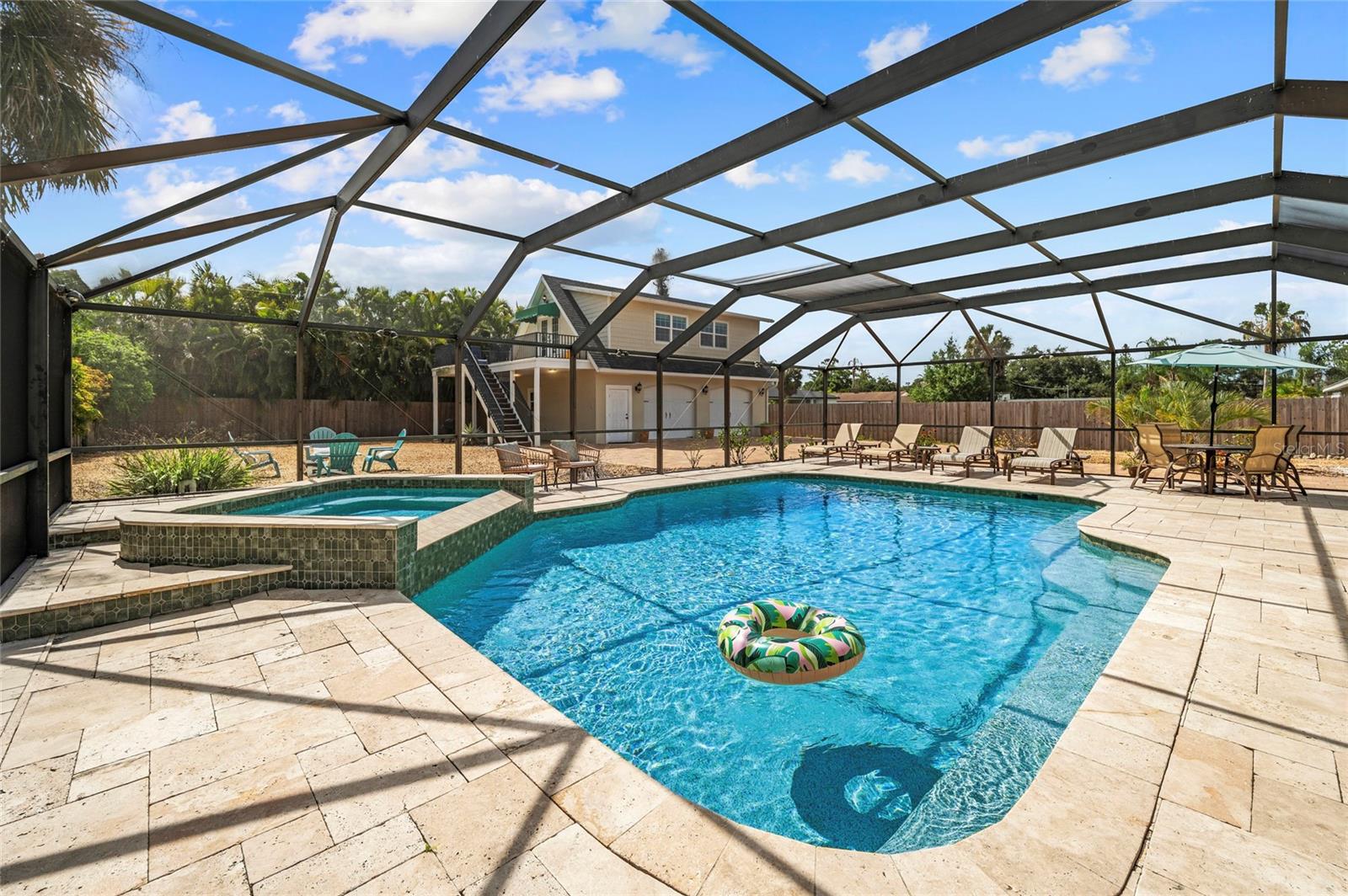 PINE SHORES ESTATE 4TH SEC - Residential