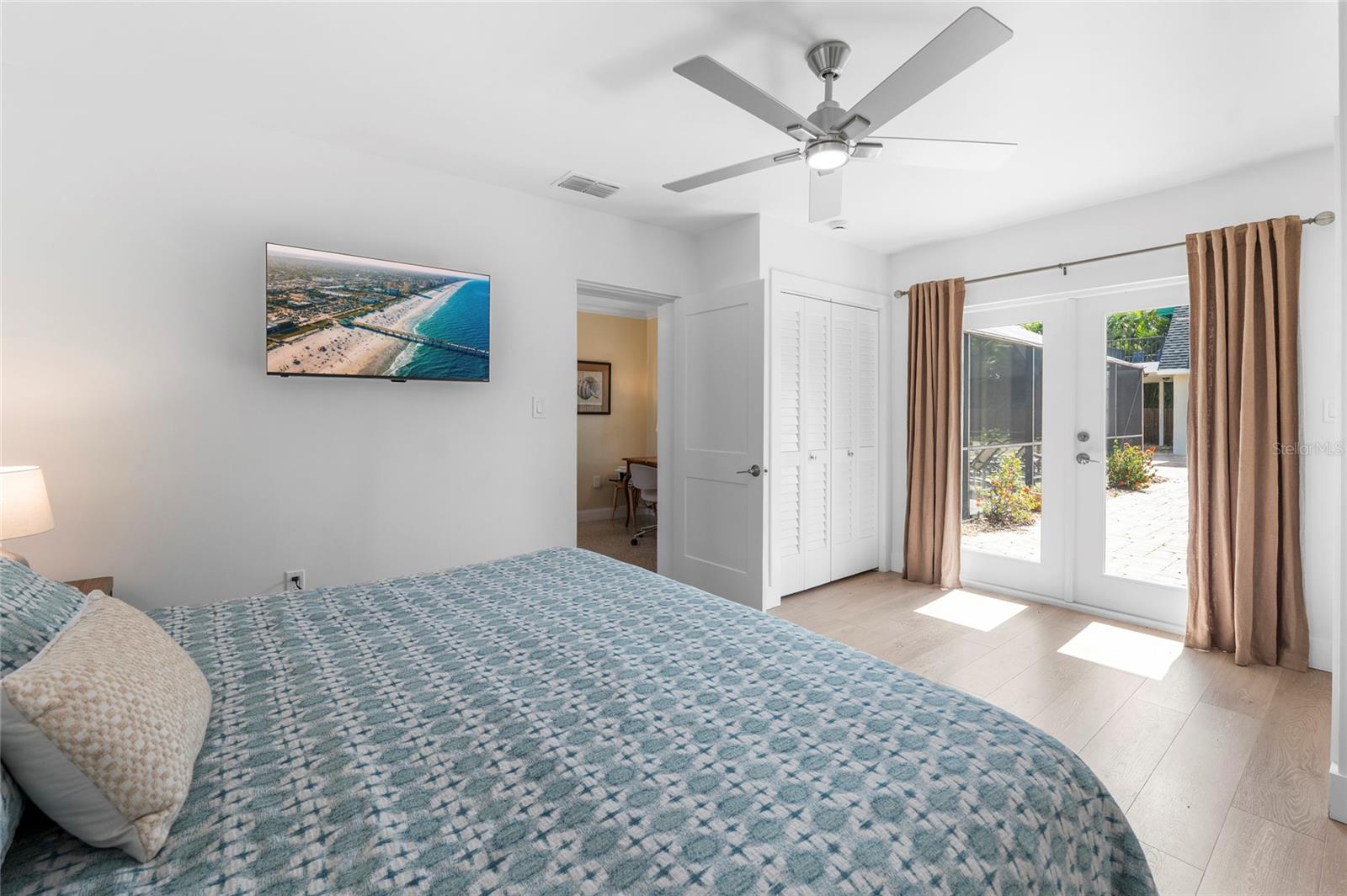 PINE SHORES ESTATE 4TH SEC - Residential