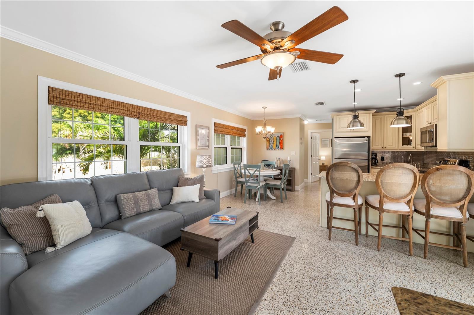 PINE SHORES ESTATE 4TH SEC - Residential