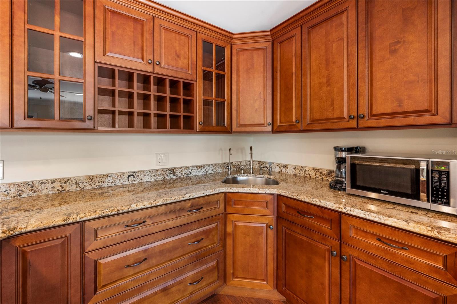 PINE SHORES ESTATE 4TH SEC - Residential