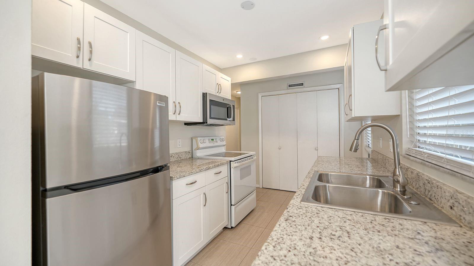 WOODSIDE VILLAGE WEST - Residential