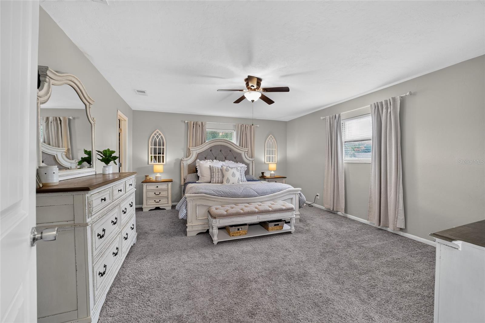 1861 SE 56TH COURT