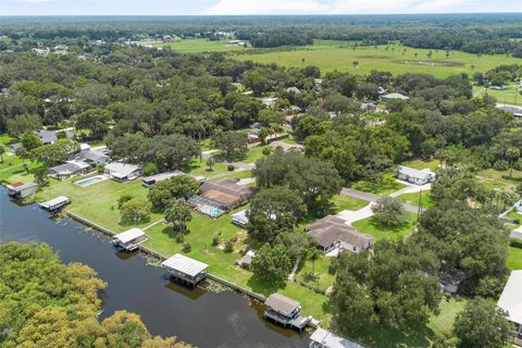 A home in DELAND