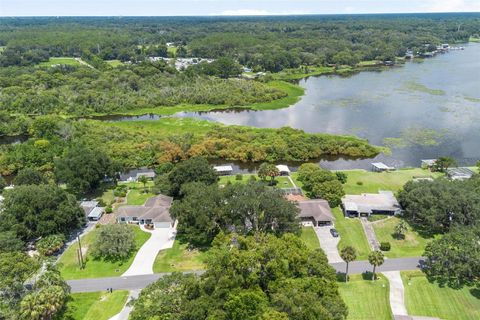 A home in DELAND