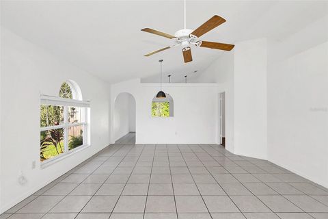 Single Family Residence in ORLANDO FL 10305 ROCKING A RUN 5.jpg