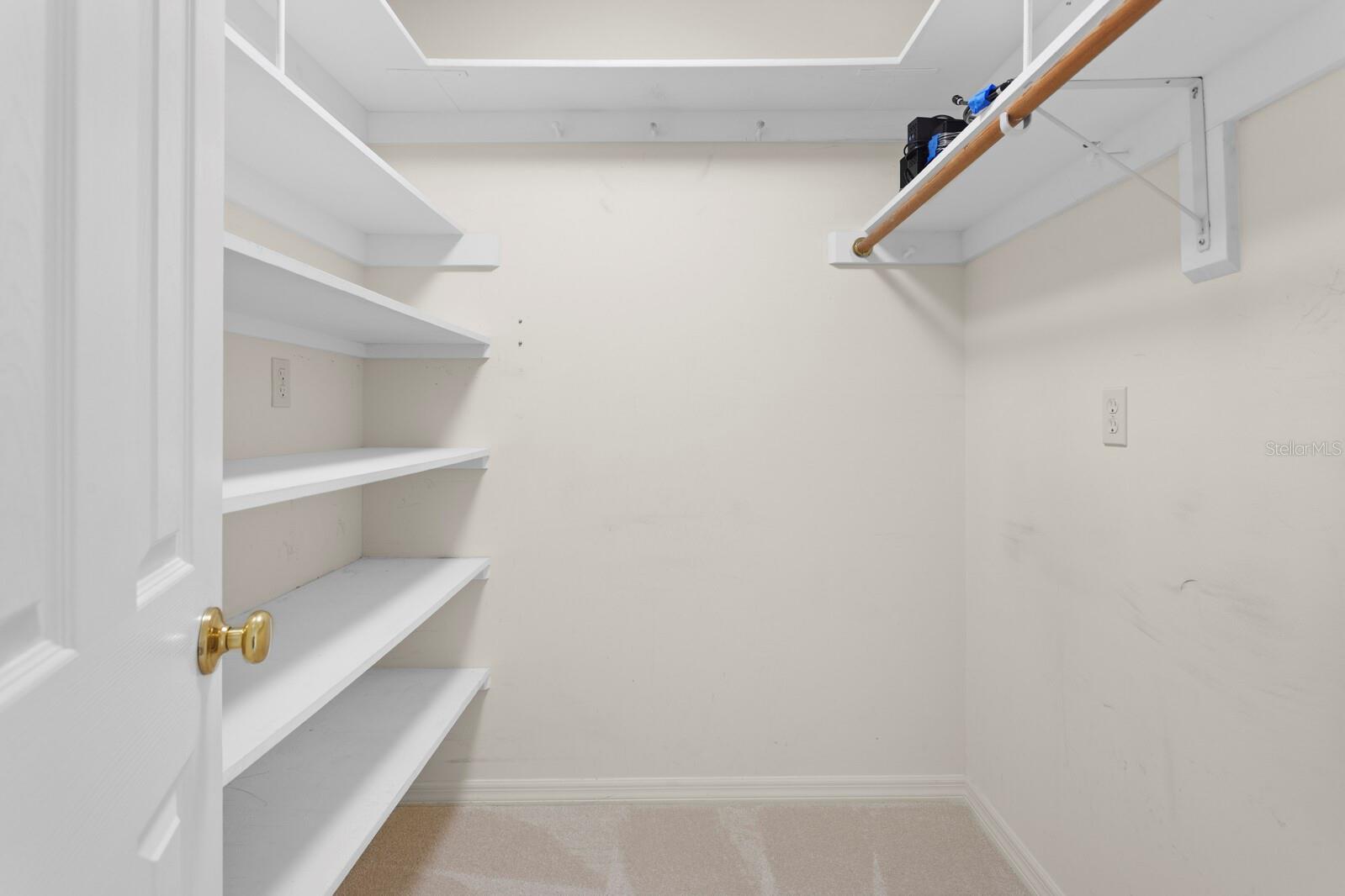 KEY TOWER SOUTH - Residential