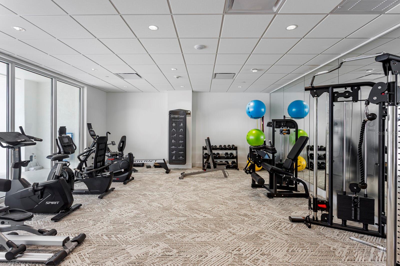 KEY TOWER SOUTH - Residential