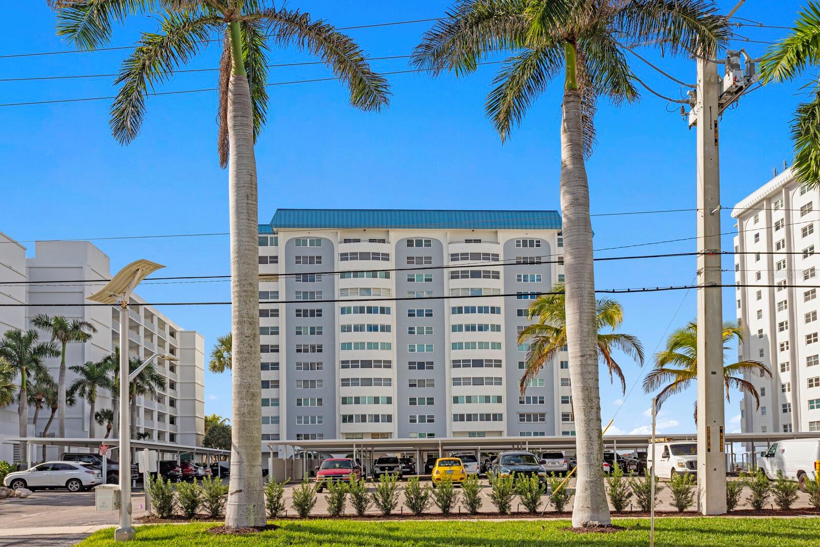 KEY TOWER SOUTH - Residential