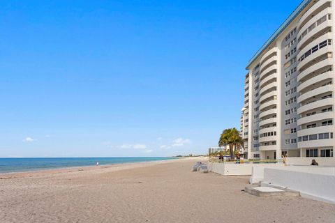 Photo of 1750 Benjamin Franklin Drive #9G, Sarasota, FL 34236 (MLS # A4670769)