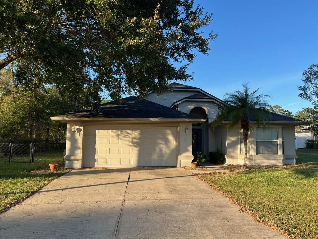 Photo of 20 Woodholme Lane, Palm Coast, FL 32164 (MLS # FC314328)