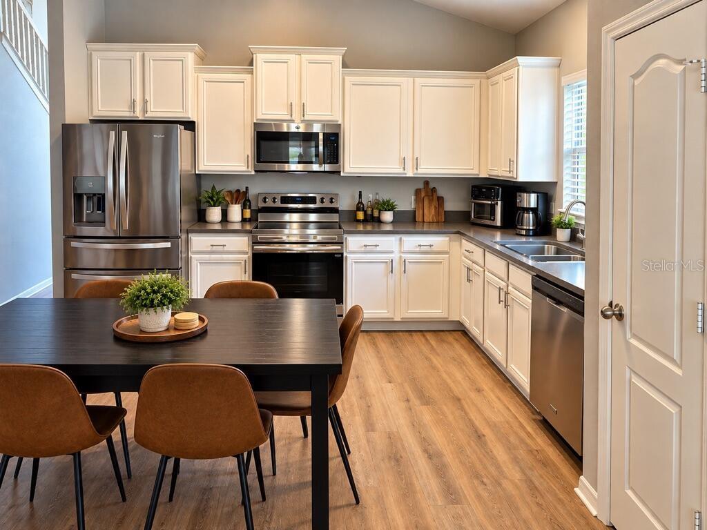 600 SCRUB JAY WAY