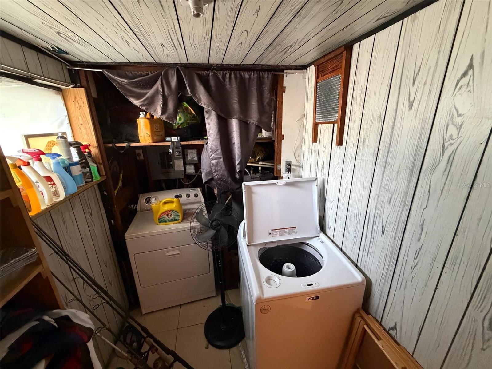 ORANGE ESTATES OF ST PETE - Residential